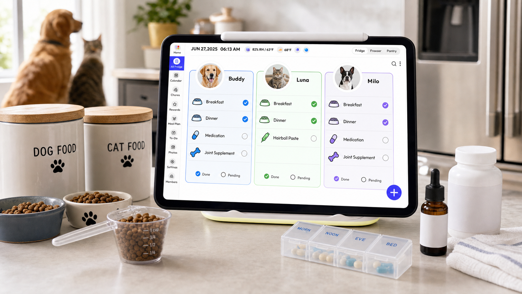 How a Fridge Calendar Simplifies Multi-Pet Household Scheduling